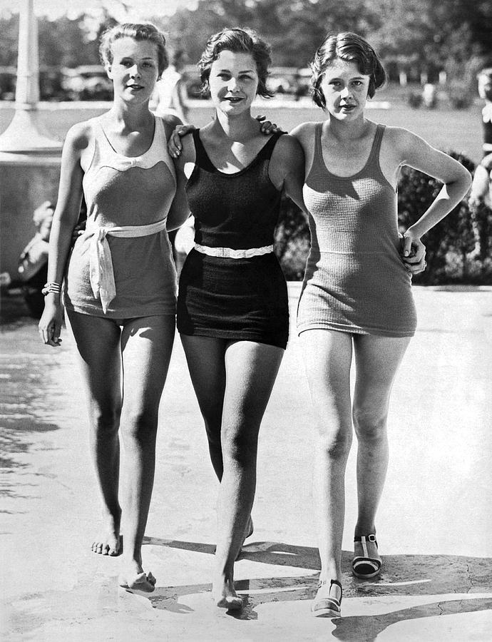 swimsuit-in-1930's